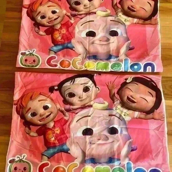 BRAND NEW Cocomelon Twin comforter 3 pieces  set - Picture 2 of 3